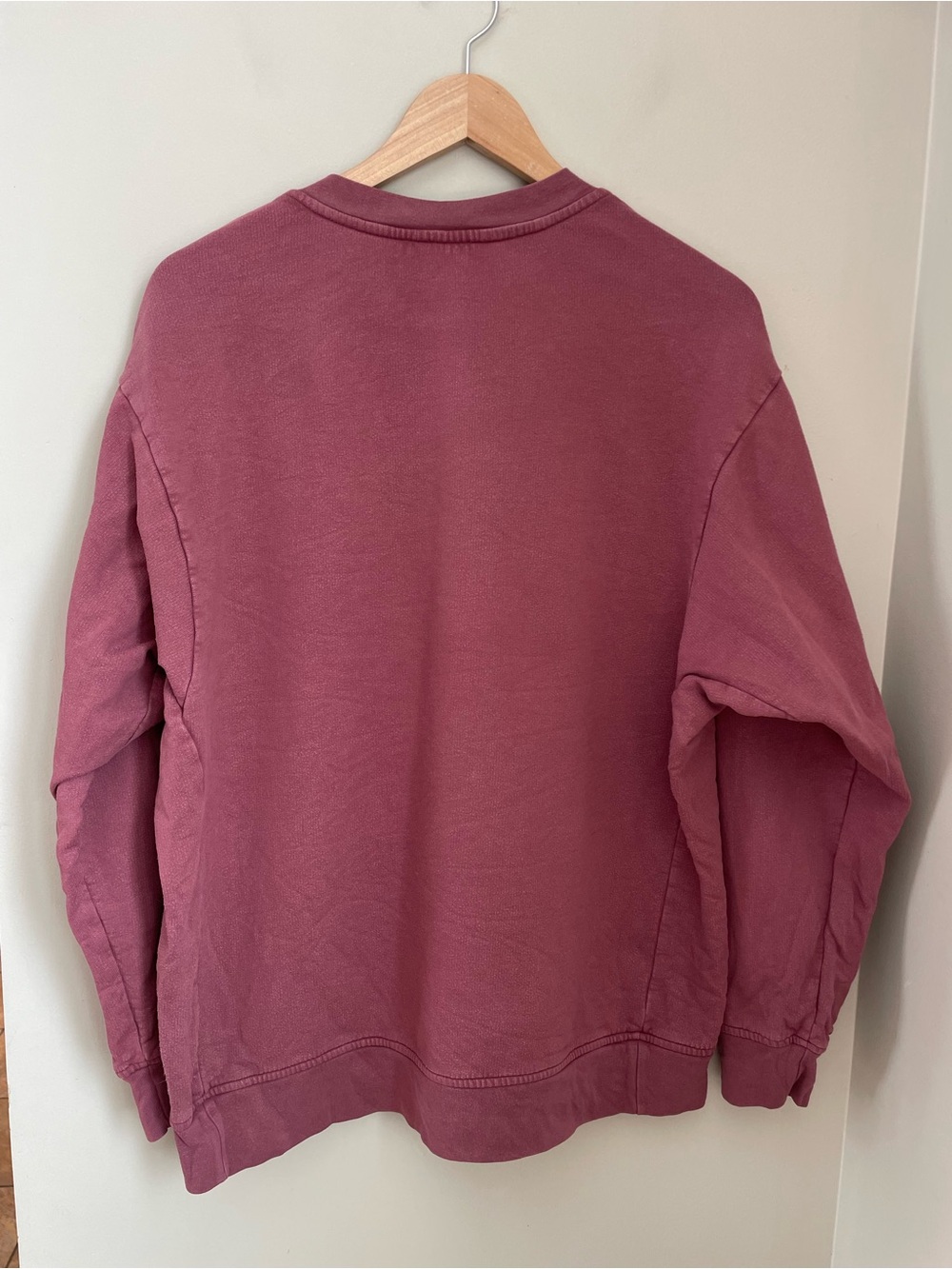 Left on Friday Victory Lap Sweatshirt Size S/M Washed Rose Casual Comfy - Picture 5 of 8